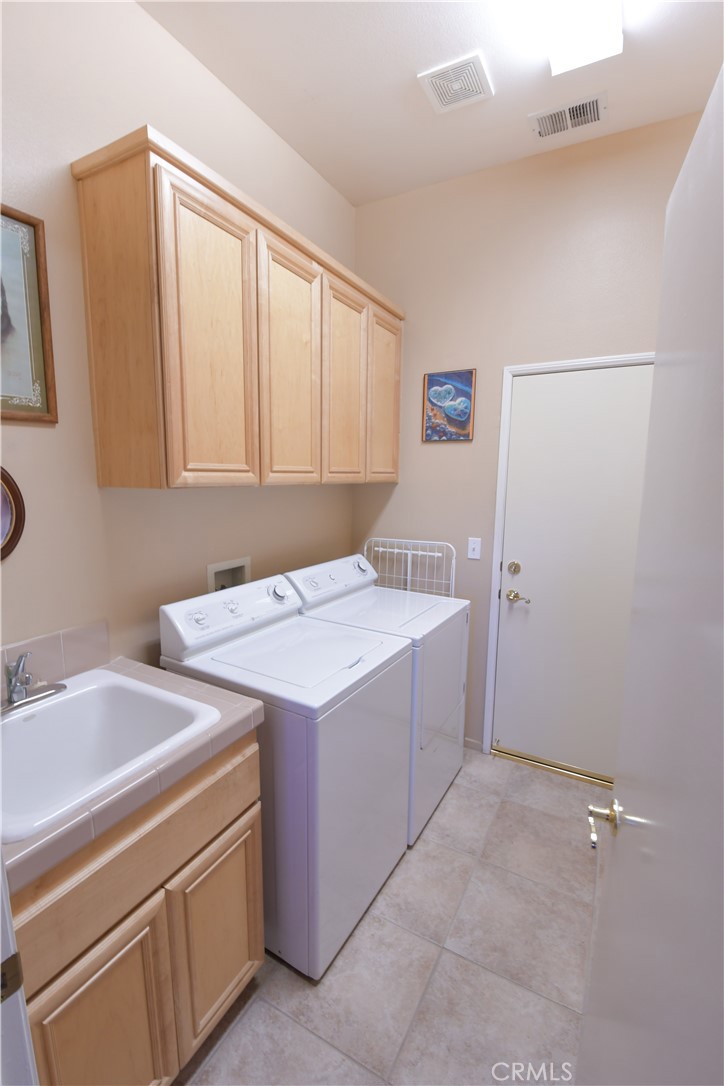44397 Mesquite Drive Property Photo 17