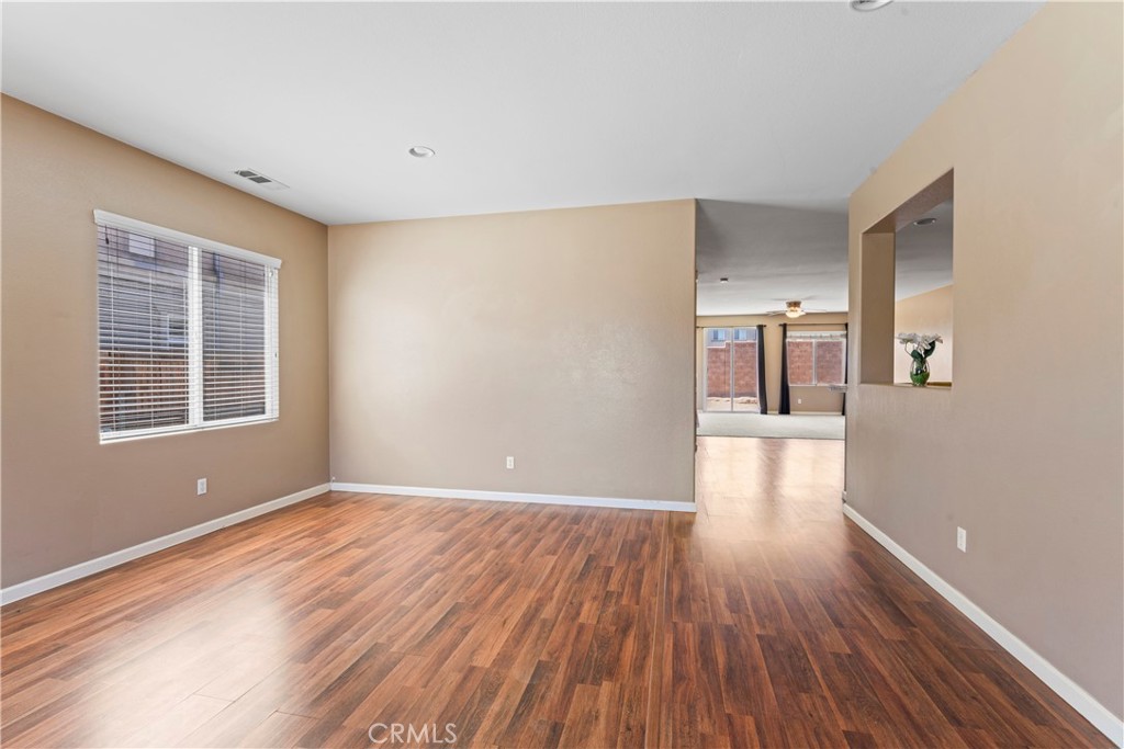 13275 Lone Pine Court Property Photo 5