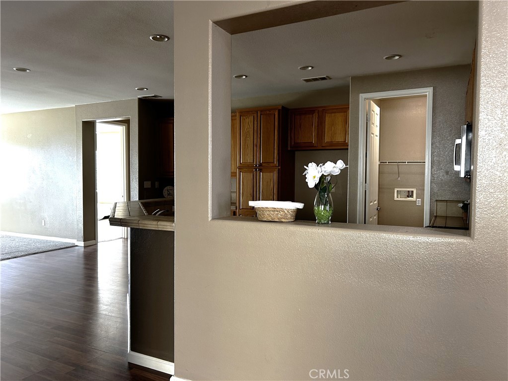 13275 Lone Pine Court Property Photo 6