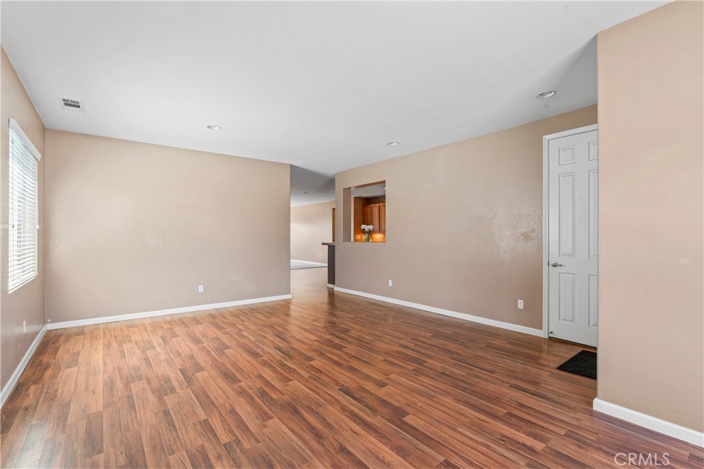 13275 Lone Pine Court Property Photo 6