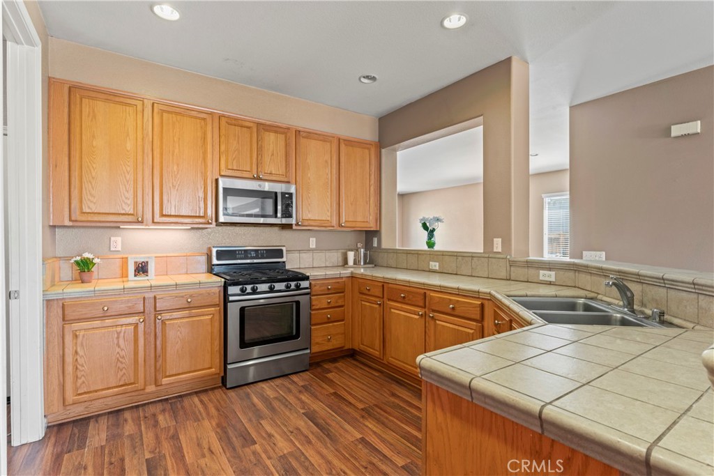 13275 Lone Pine Court Property Photo 11