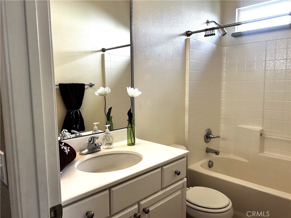 13275 Lone Pine Court Property Photo 16