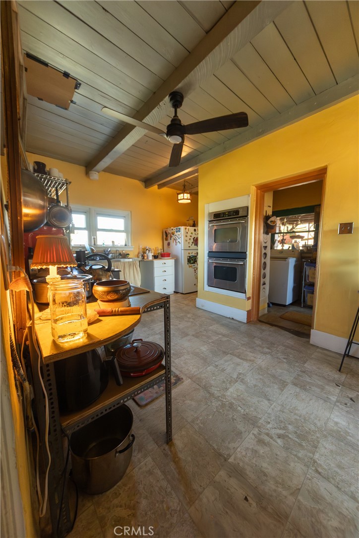 22236 Rosary Avenue Property Photo 8