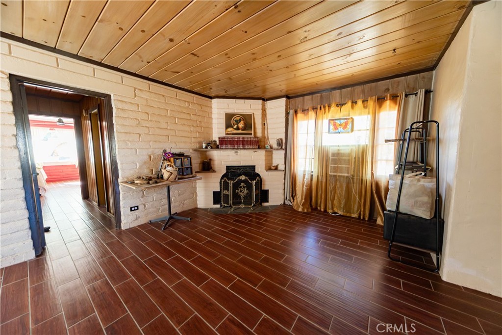 22236 Rosary Avenue Property Photo 22