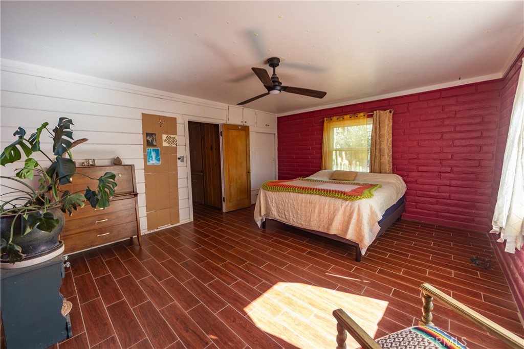 22236 Rosary Avenue Property Photo 26