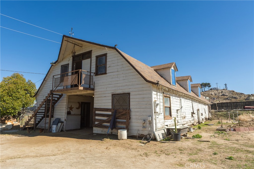 22236 Rosary Avenue Property Photo 28