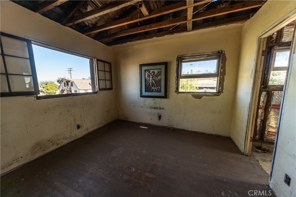 22236 Rosary Avenue Property Photo 49