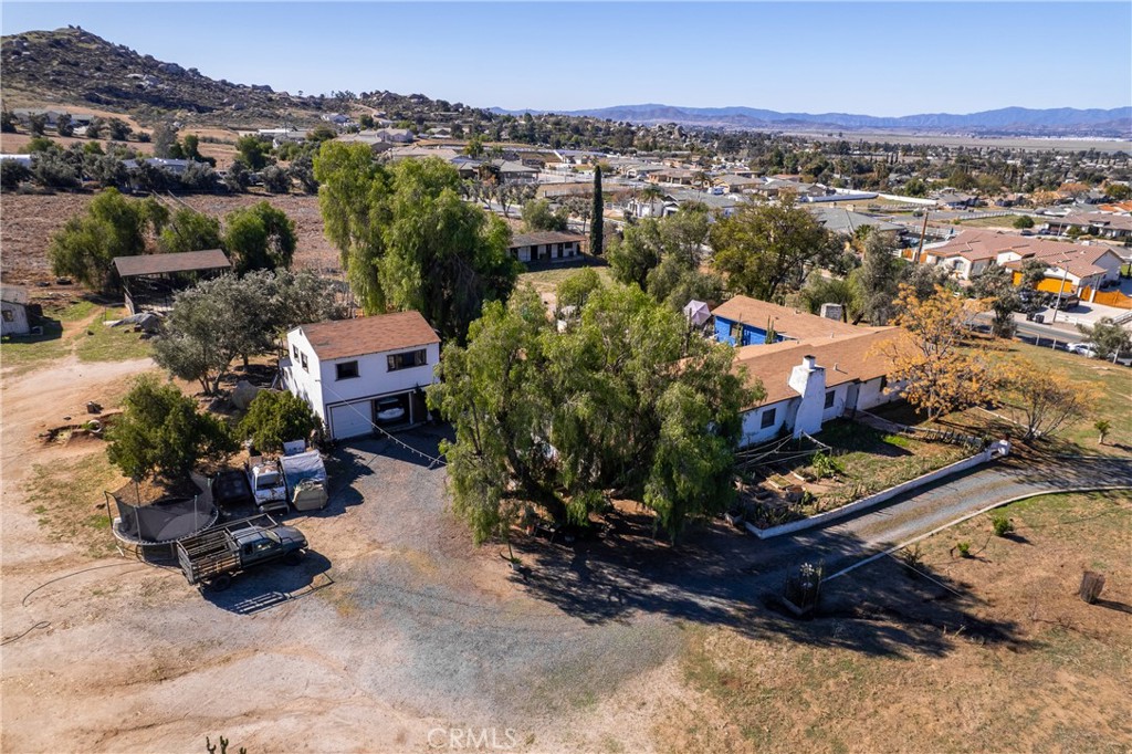 22236 Rosary Avenue Property Photo 64