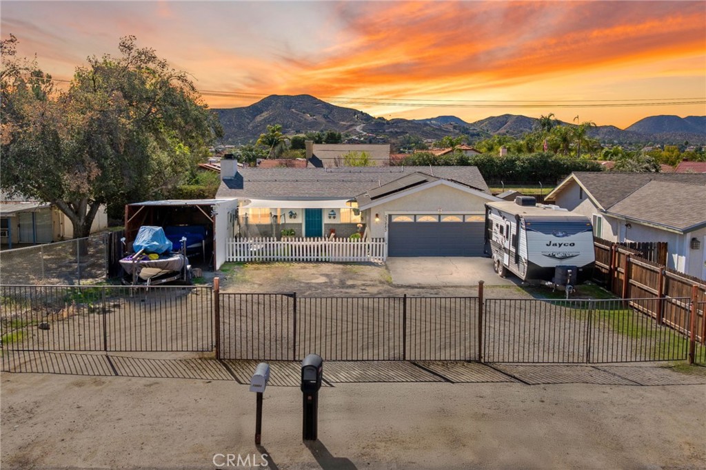 23883 Vista Way Property Photo