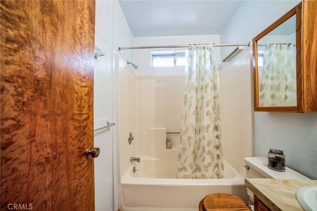 2451 Independence Ln Property Photo 7