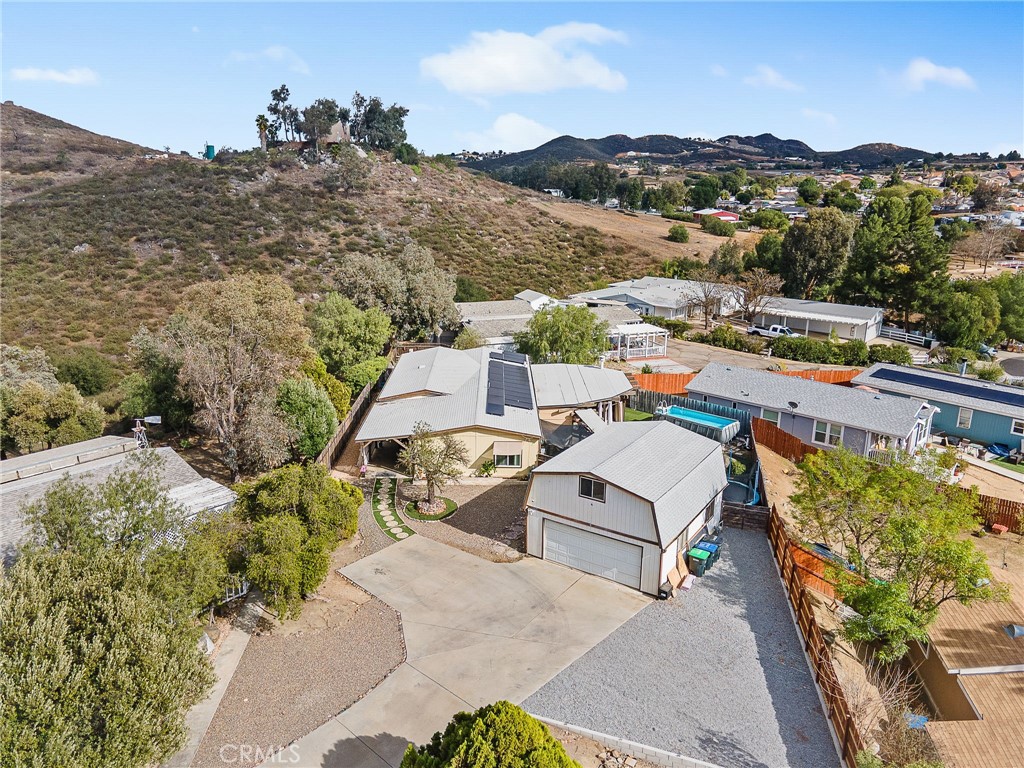 24537 Silo Circle Property Photo