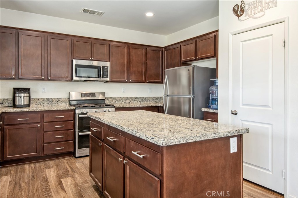 1475 Garnet Court Property Photo 10