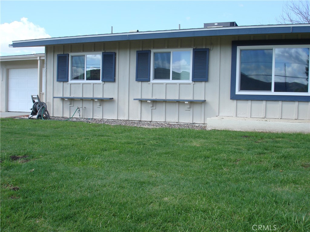28501 Bradley Road Property Photo 1