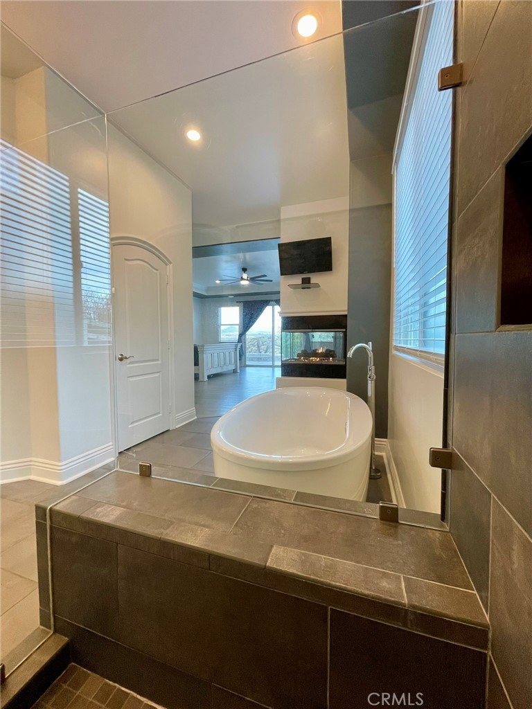 39526 Calle Cabernet Property Photo 24