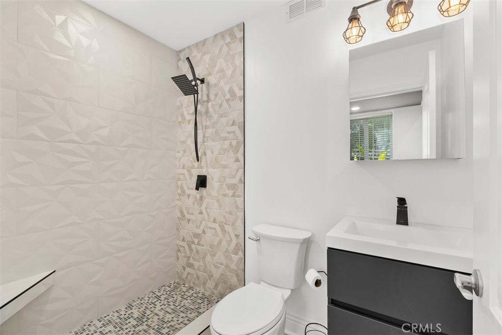 39526 Calle Cabernet Property Photo 31
