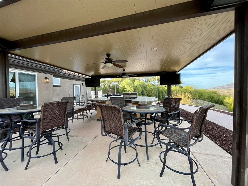 39526 Calle Cabernet Property Photo 68