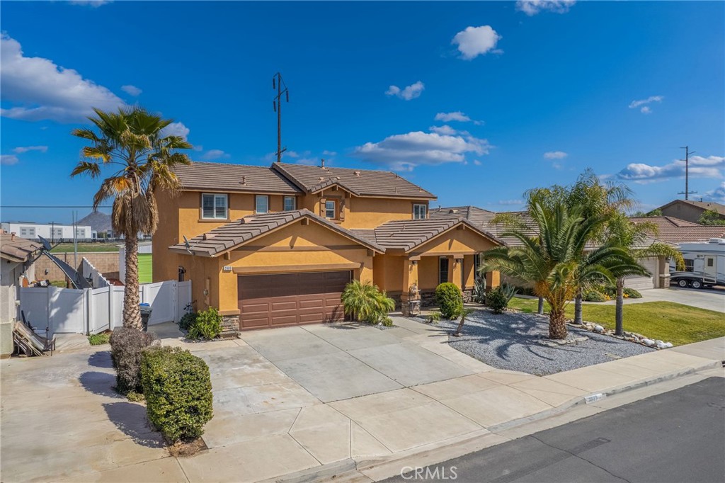 Val Verde Real Estate Listings Main Image