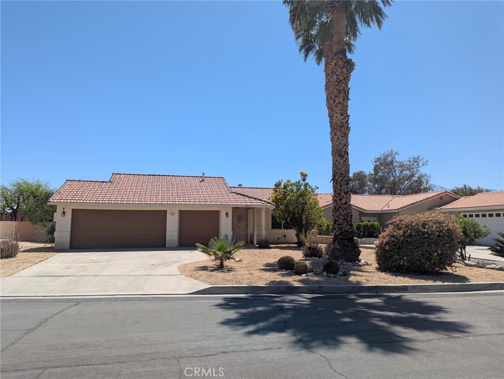 64961 Oakmount Boulevard Property Photo