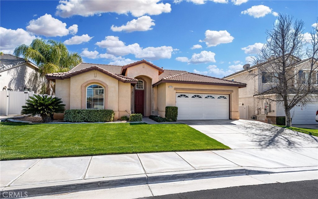 1596 Thunderbird Road Property Photo 4