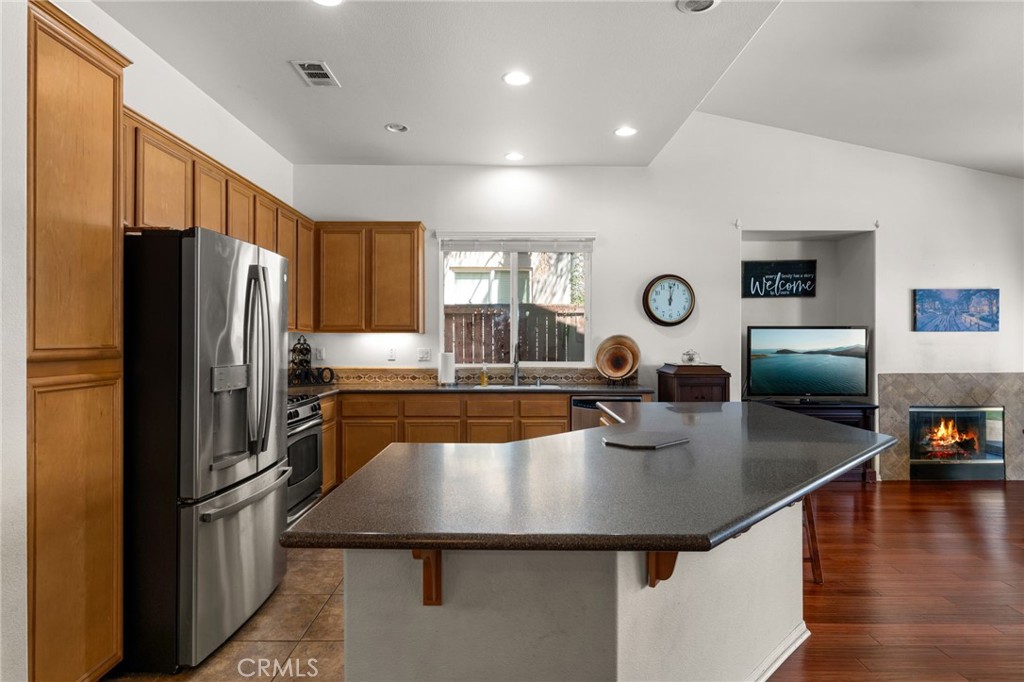 1596 Thunderbird Road Property Photo 6