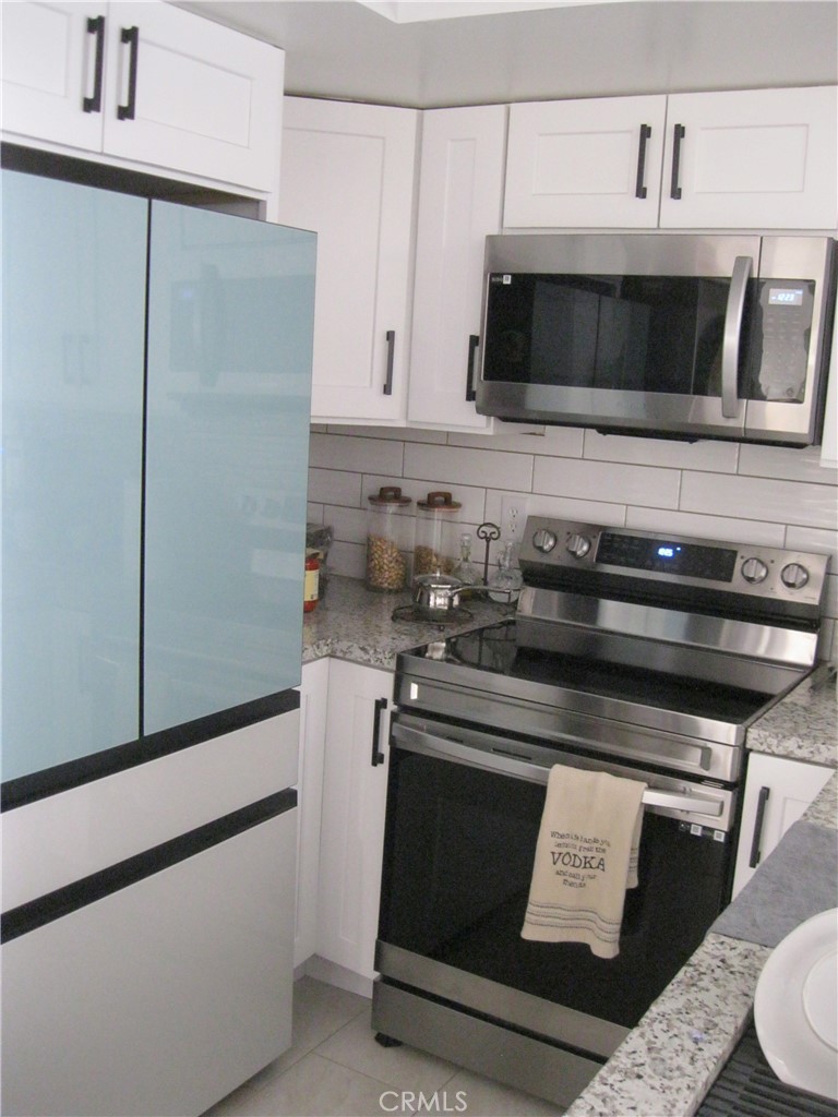 74443 Driftwood Drive Property Photo 11