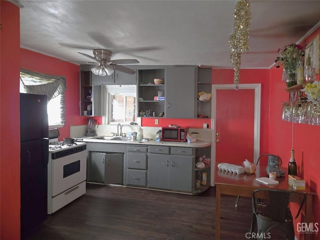 63 N Wisconsin Street Property Photo 5