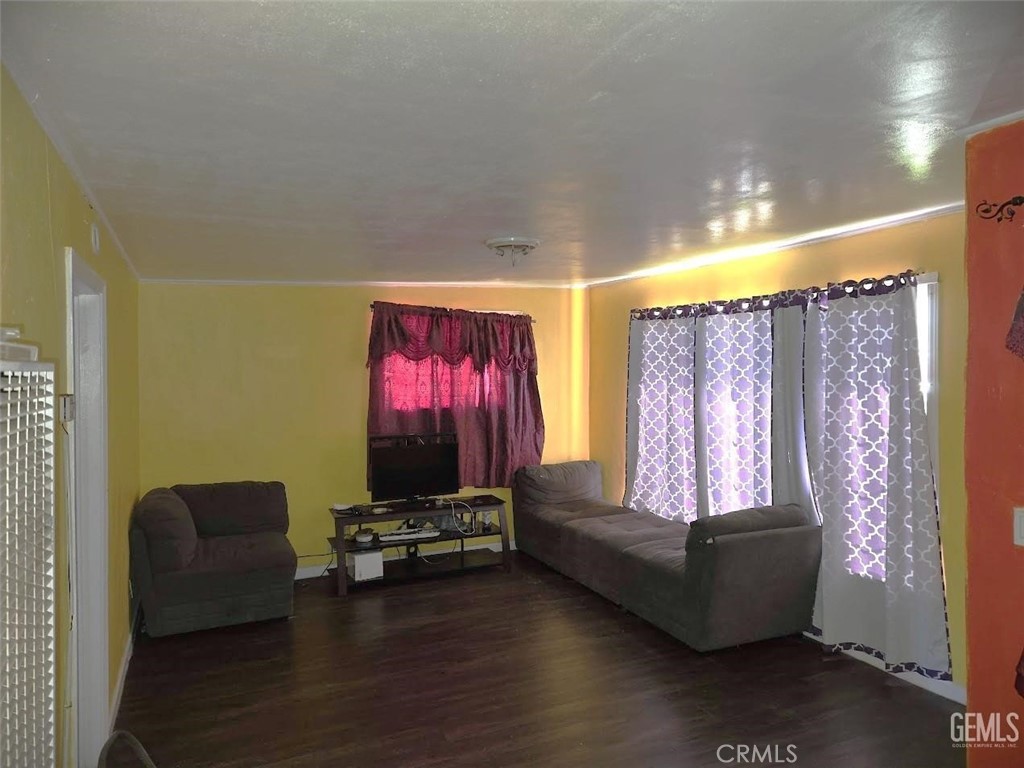 63 N Wisconsin Street Property Photo 10
