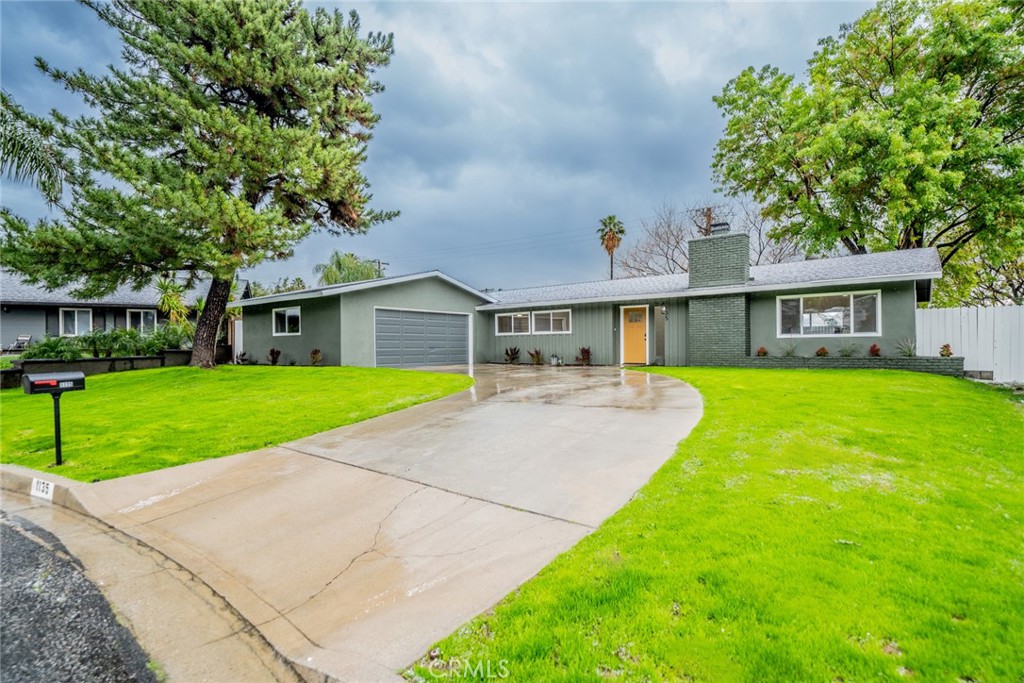 1135 E 41st Street Property Photo