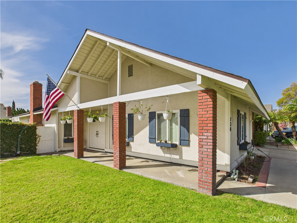 730 W Dunton Avenue Property Photo