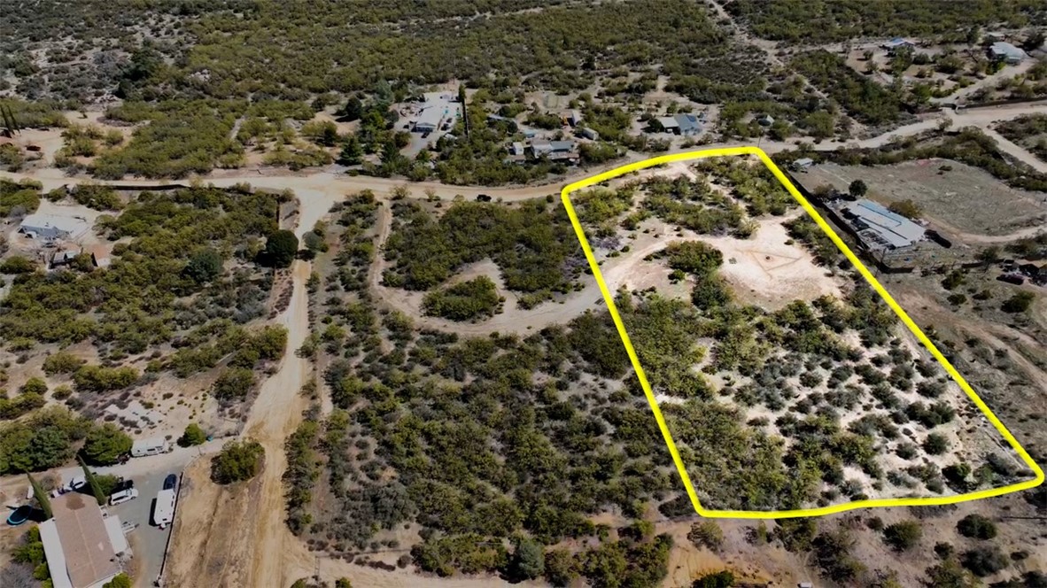 32 El Toro Road Property Photo