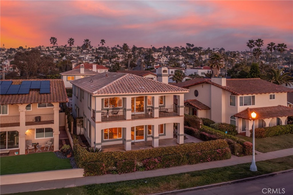 1171 Sunset Cliffs Boulevard Property Photo