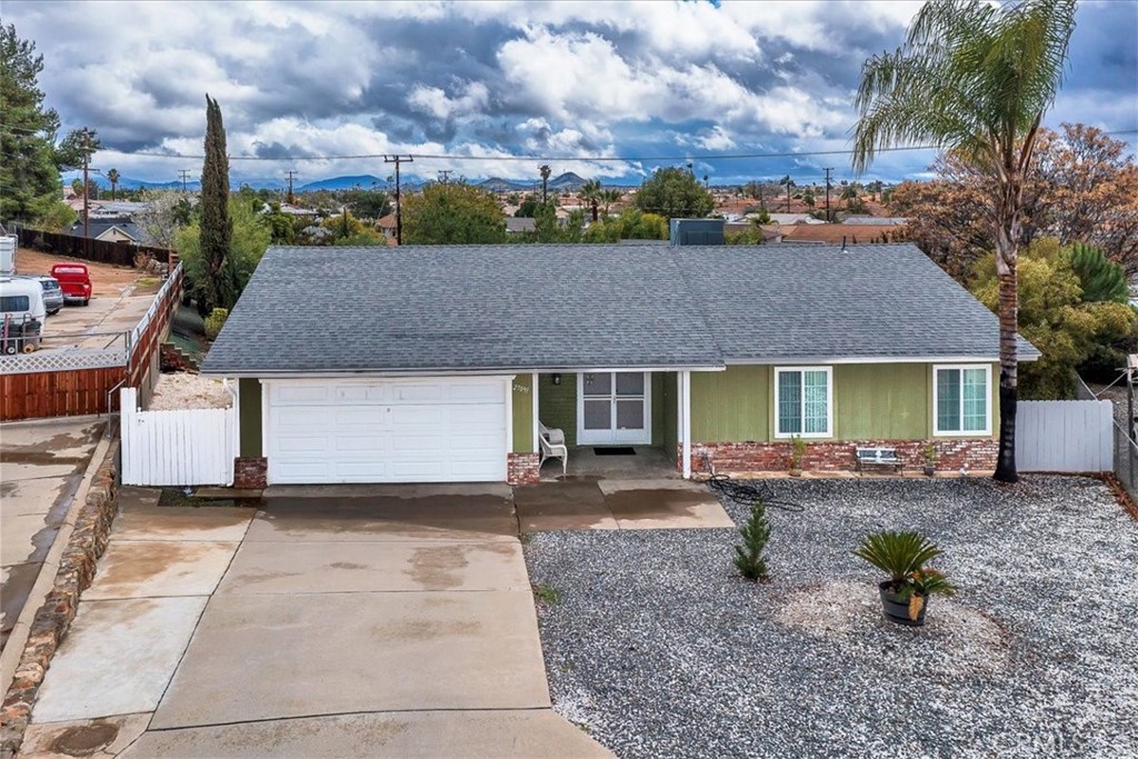 27091 Blue Hill Drive Property Photo