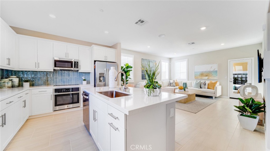 26110 San Luis Street Property Photo
