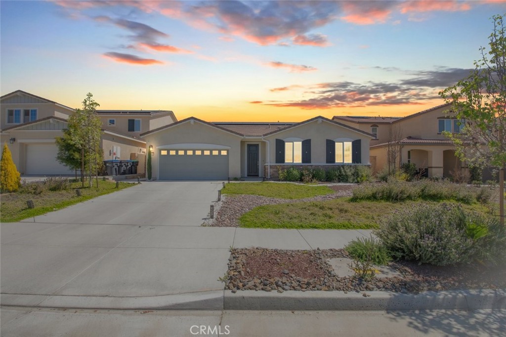 36082 Saint Claire Court Property Photo