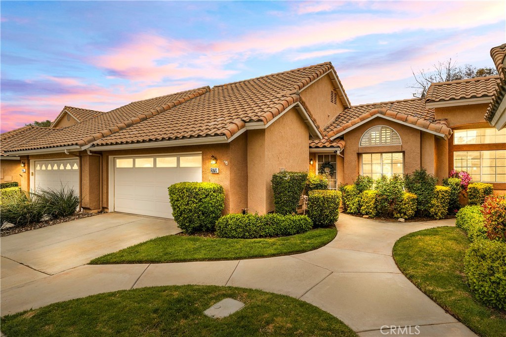 579 La Costa Drive Property Photo