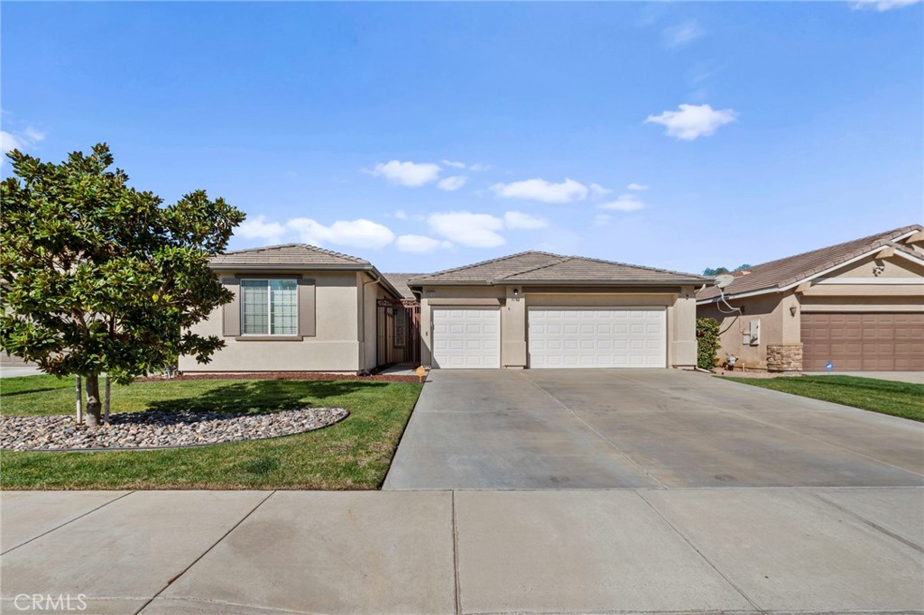 30741 Golden Pond Place Property Photo