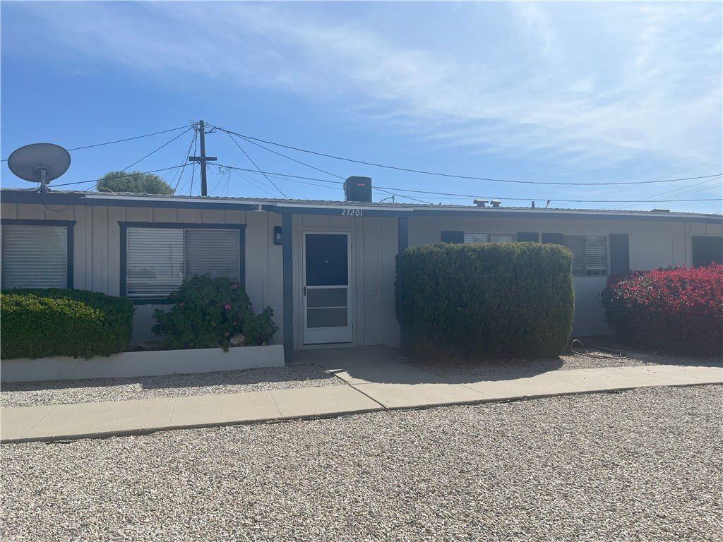 27201 Sun City Boulevard Property Photo