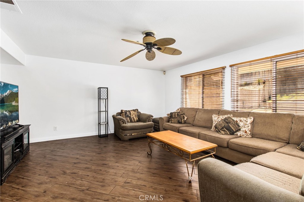 17005 La Vida Court Property Photo 9