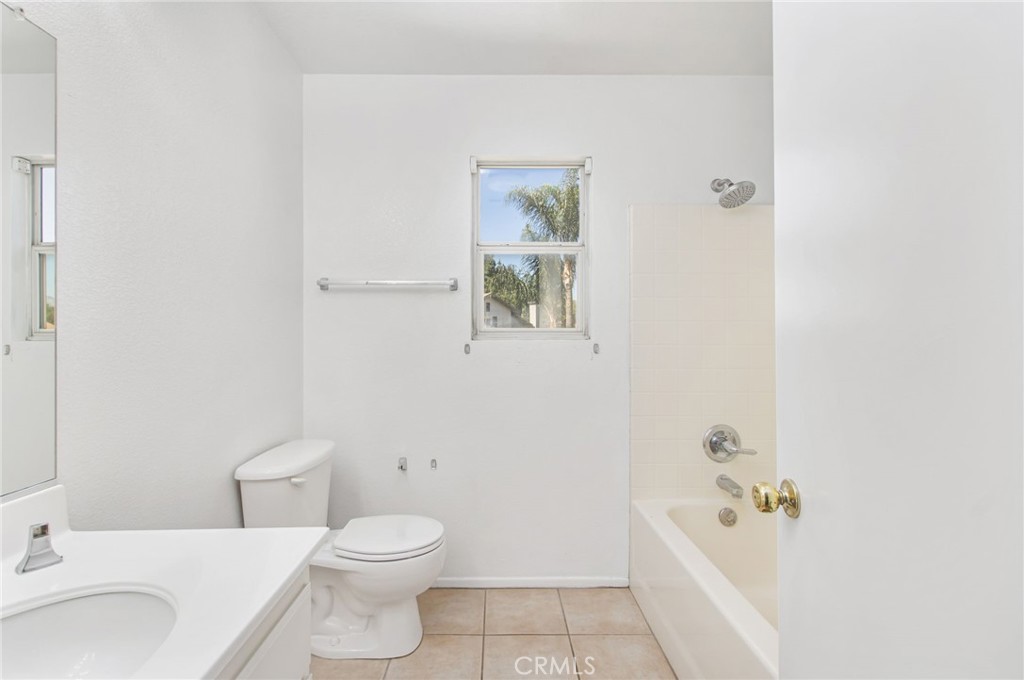 17005 La Vida Court Property Photo 24
