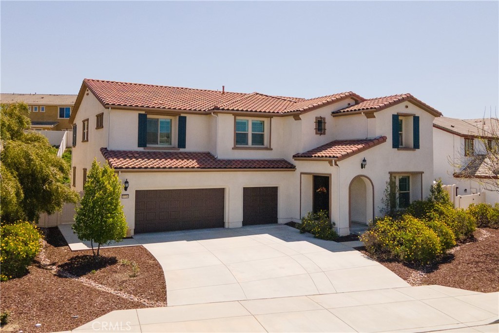 37734 Golden Eagle Avenue Property Photo 1
