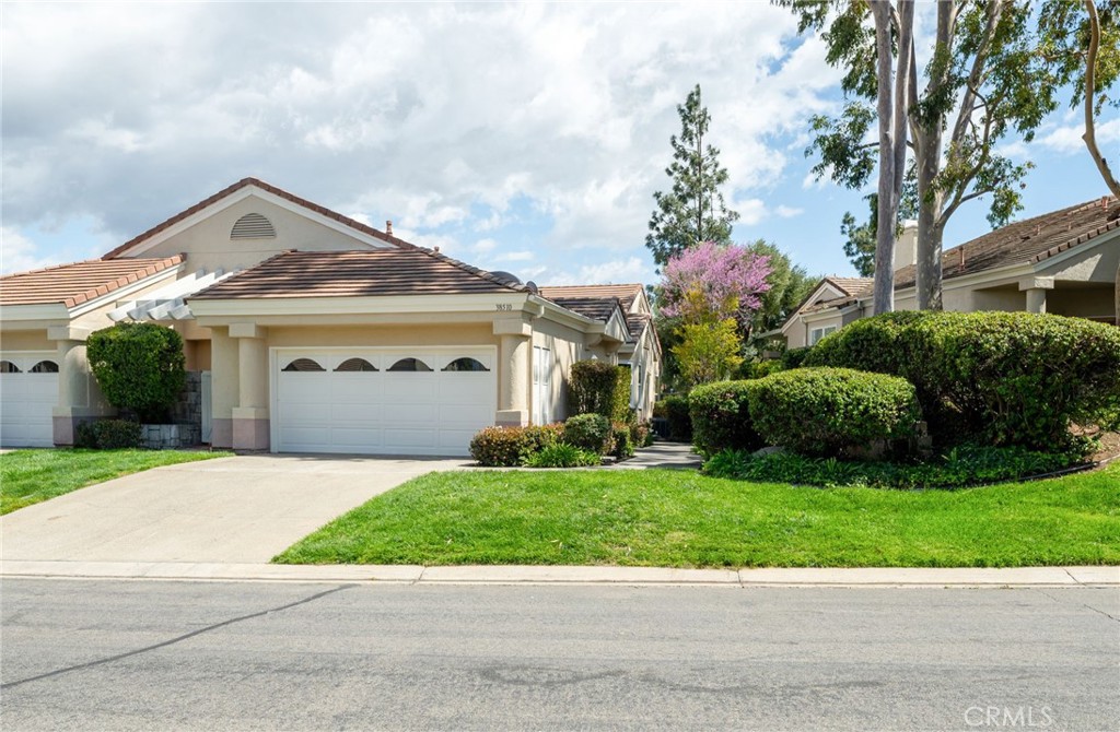 38510 Glen Abbey Lane Property Photo 1