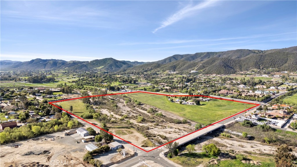 25070 Hayes Avenue Property Photo 8