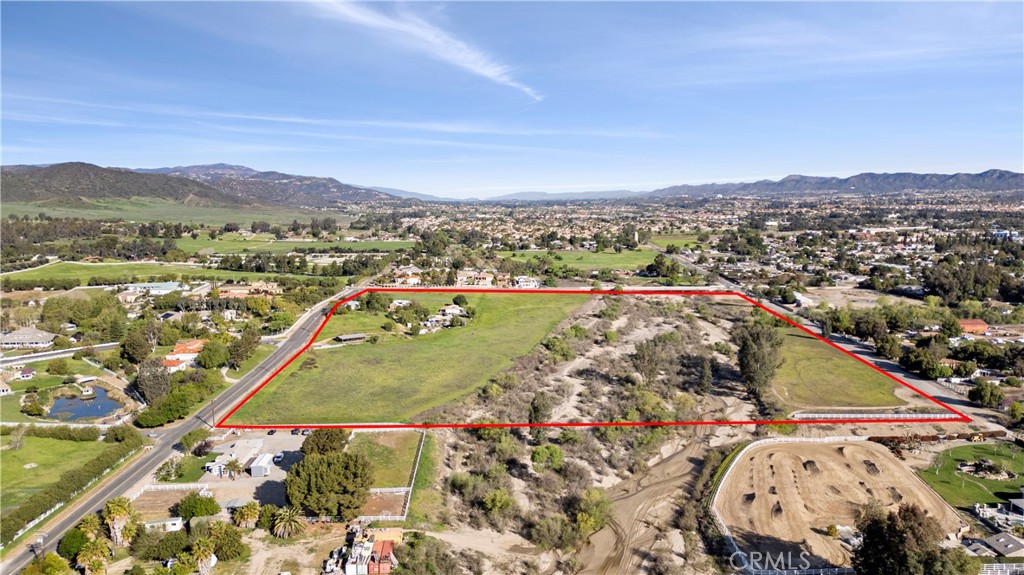 25070 Hayes Avenue Property Photo 10