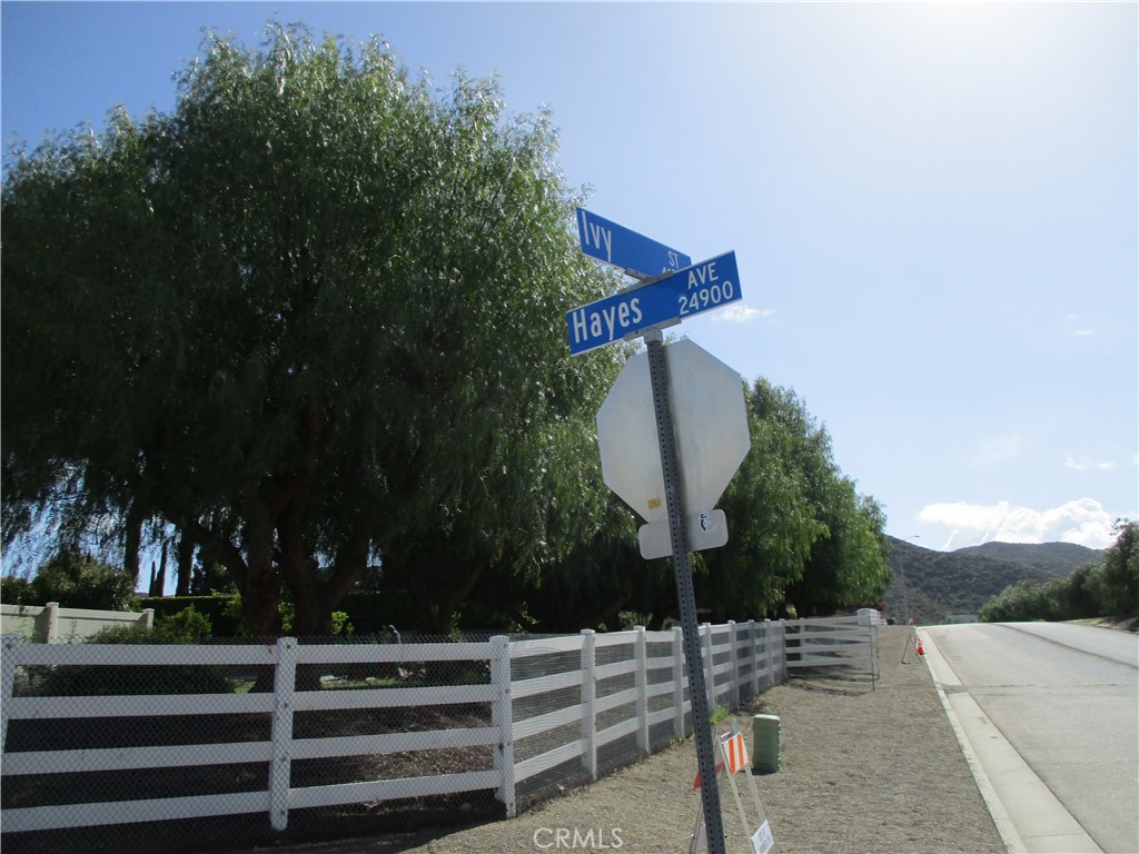 25070 Hayes Avenue Property Photo 13