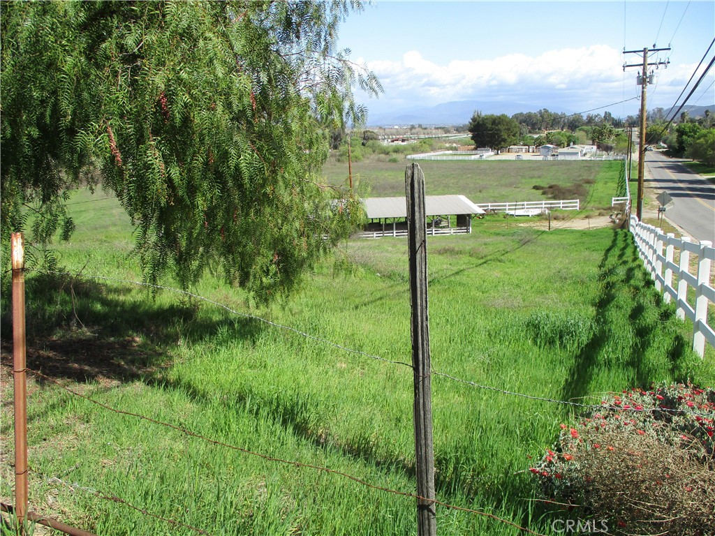 25070 Hayes Avenue Property Photo 17
