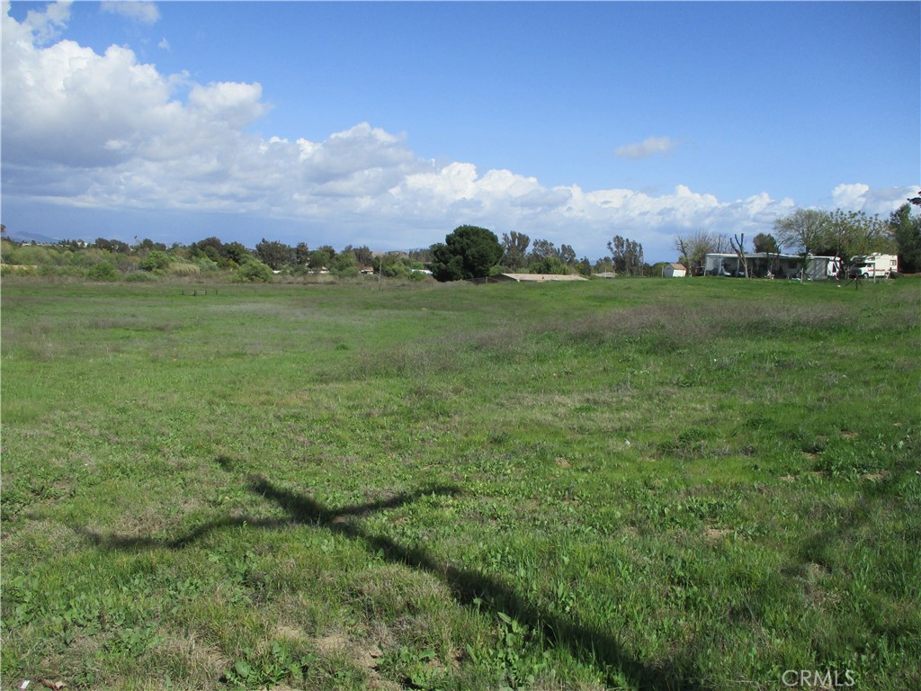 25070 Hayes Avenue Property Photo 18