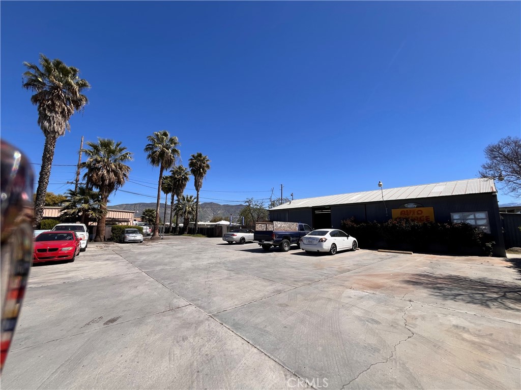 24060 State Street Property Photo 2