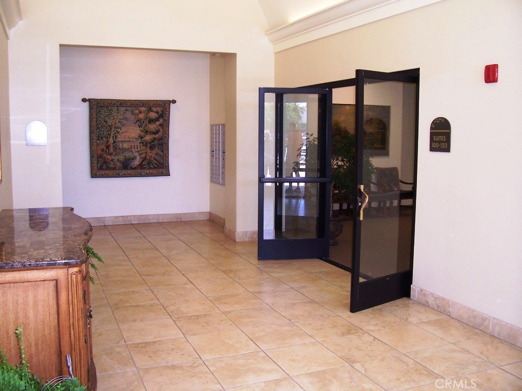 27247 Madison Avenue 106 Property Photo 4