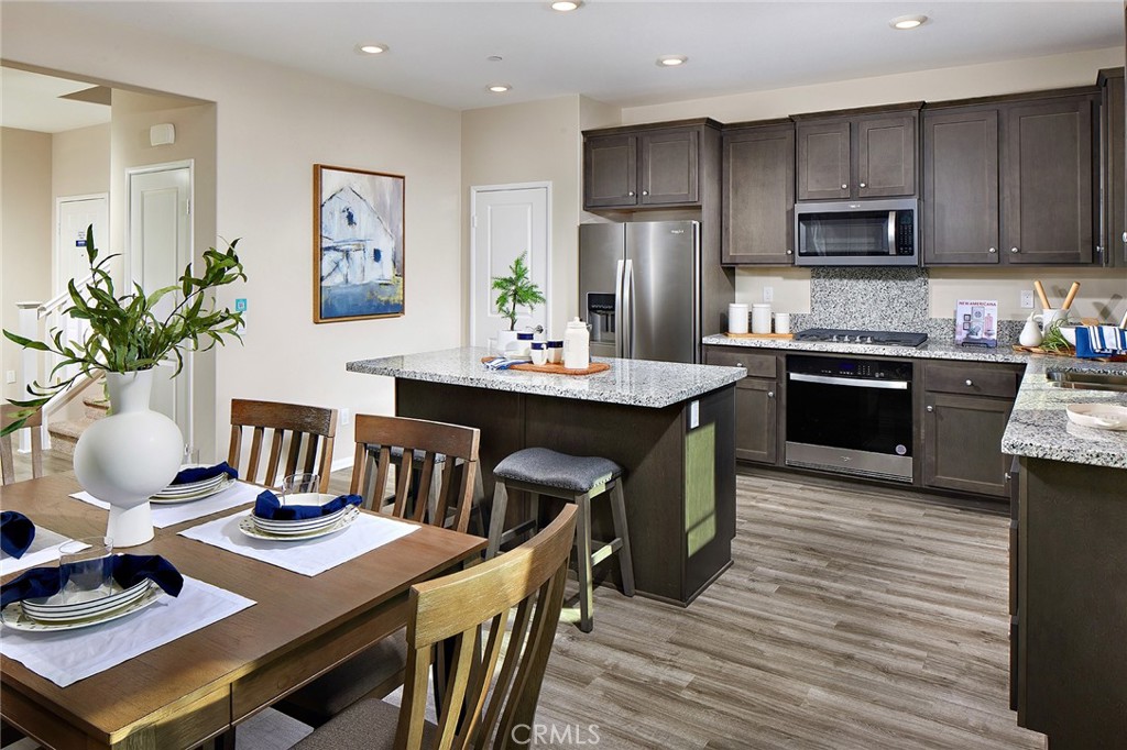 11625 Ford Street Property Photo 6