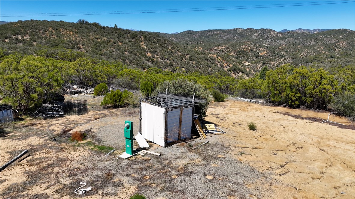 59702 Table Mountain Truck Trail Property Photo 6